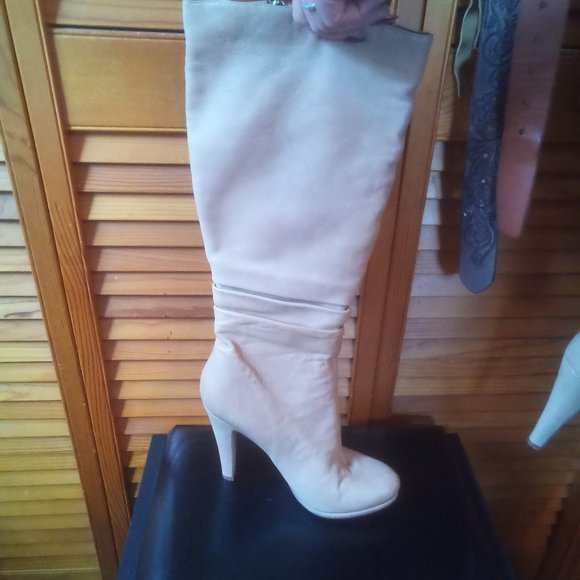 Jessica Simpson boots - Picture 3 of 5